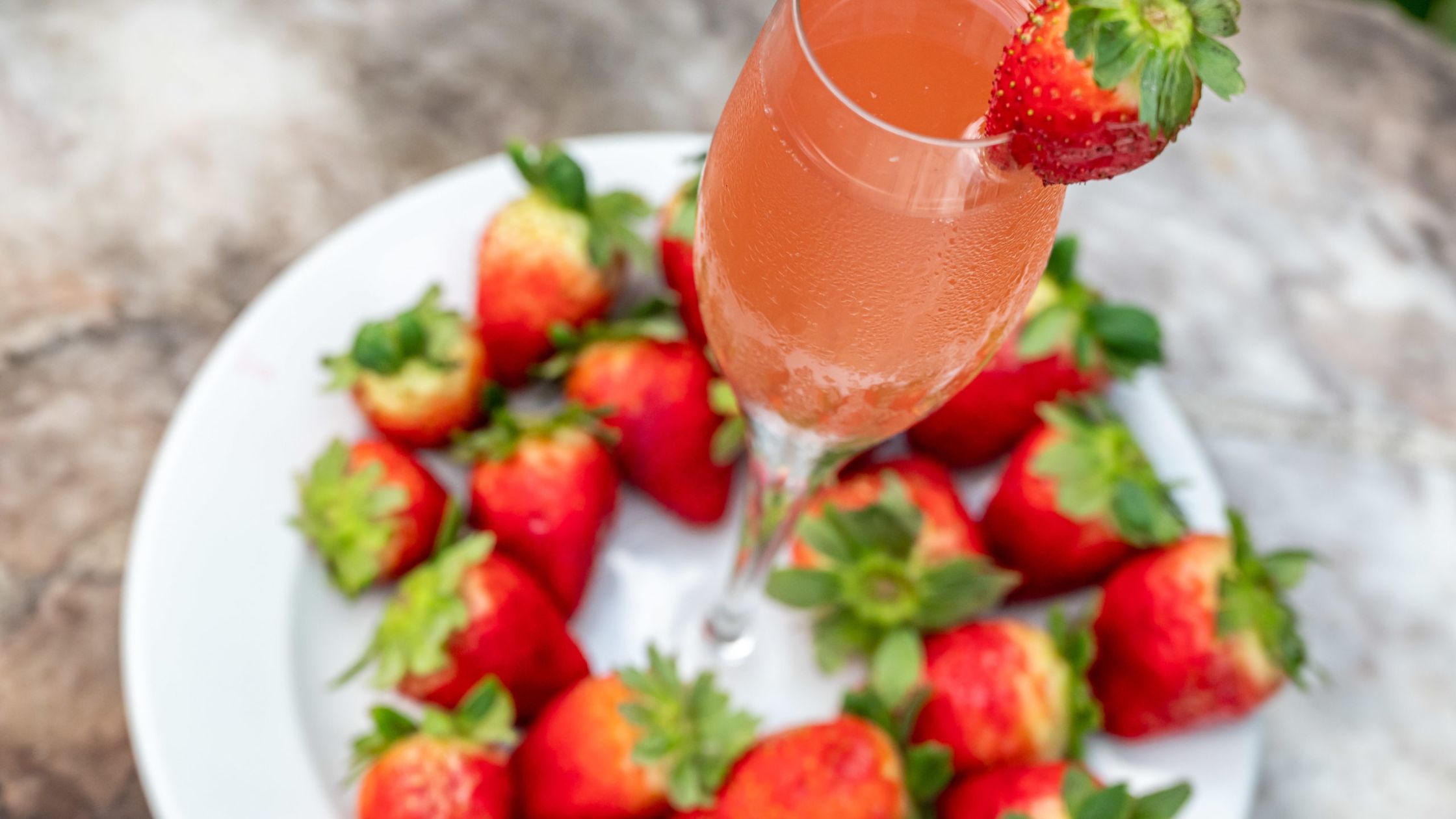  French Kiss cocktail recipes